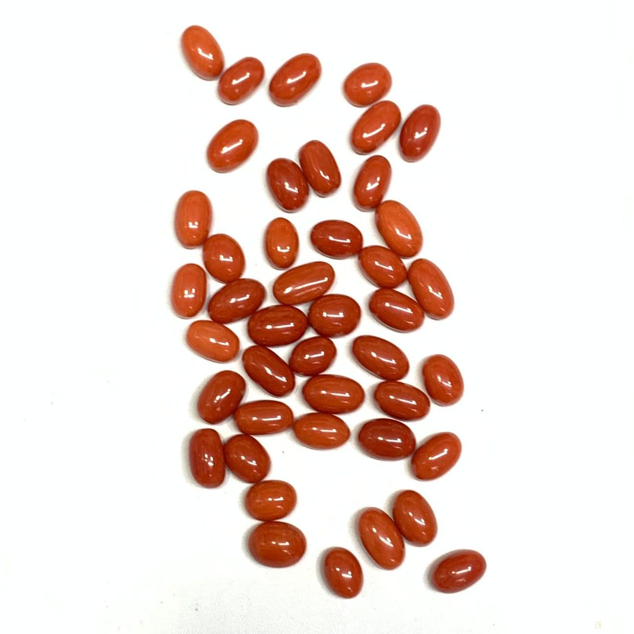 Natural red coral · Full view