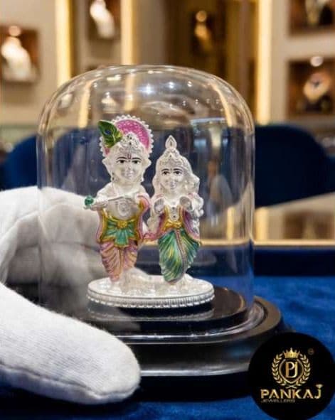 Radha Krishna in dome · Full view